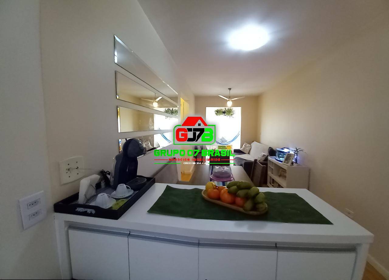 Apartamento à venda com 2 quartos, 60m² - Foto 4