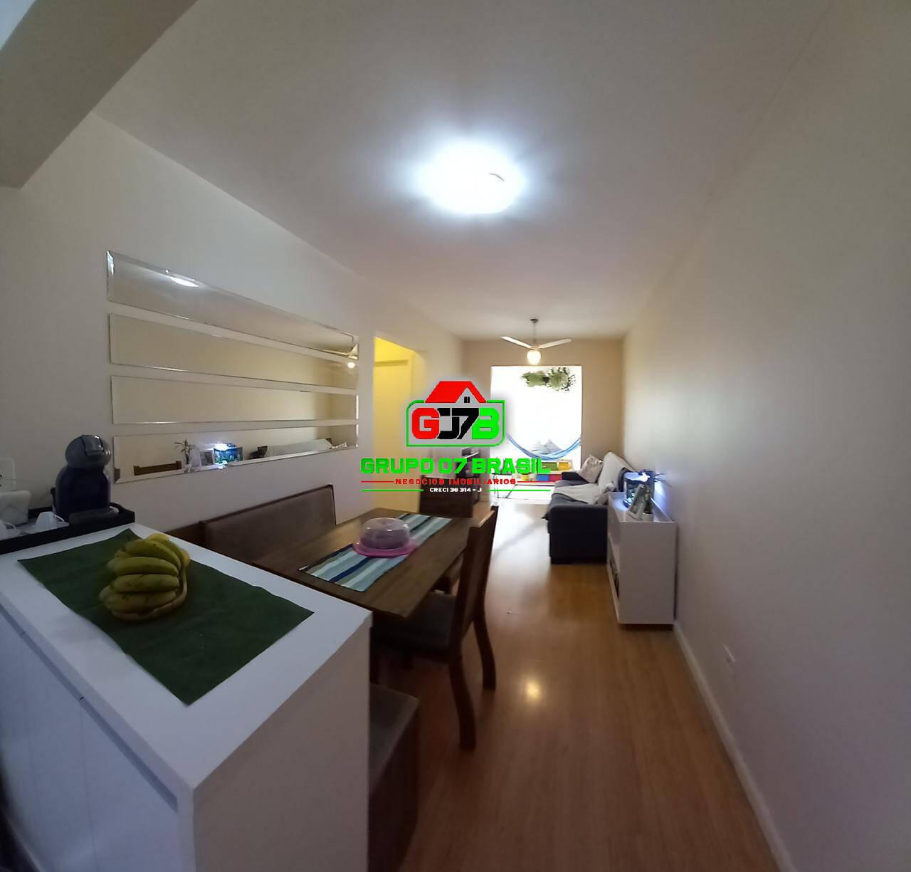 Apartamento à venda com 2 quartos, 60m² - Foto 2