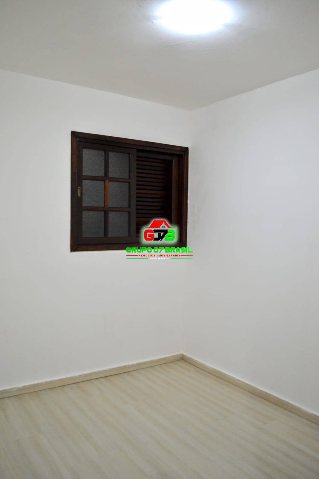 Casa à venda com 3 quartos, 80m² - Foto 12