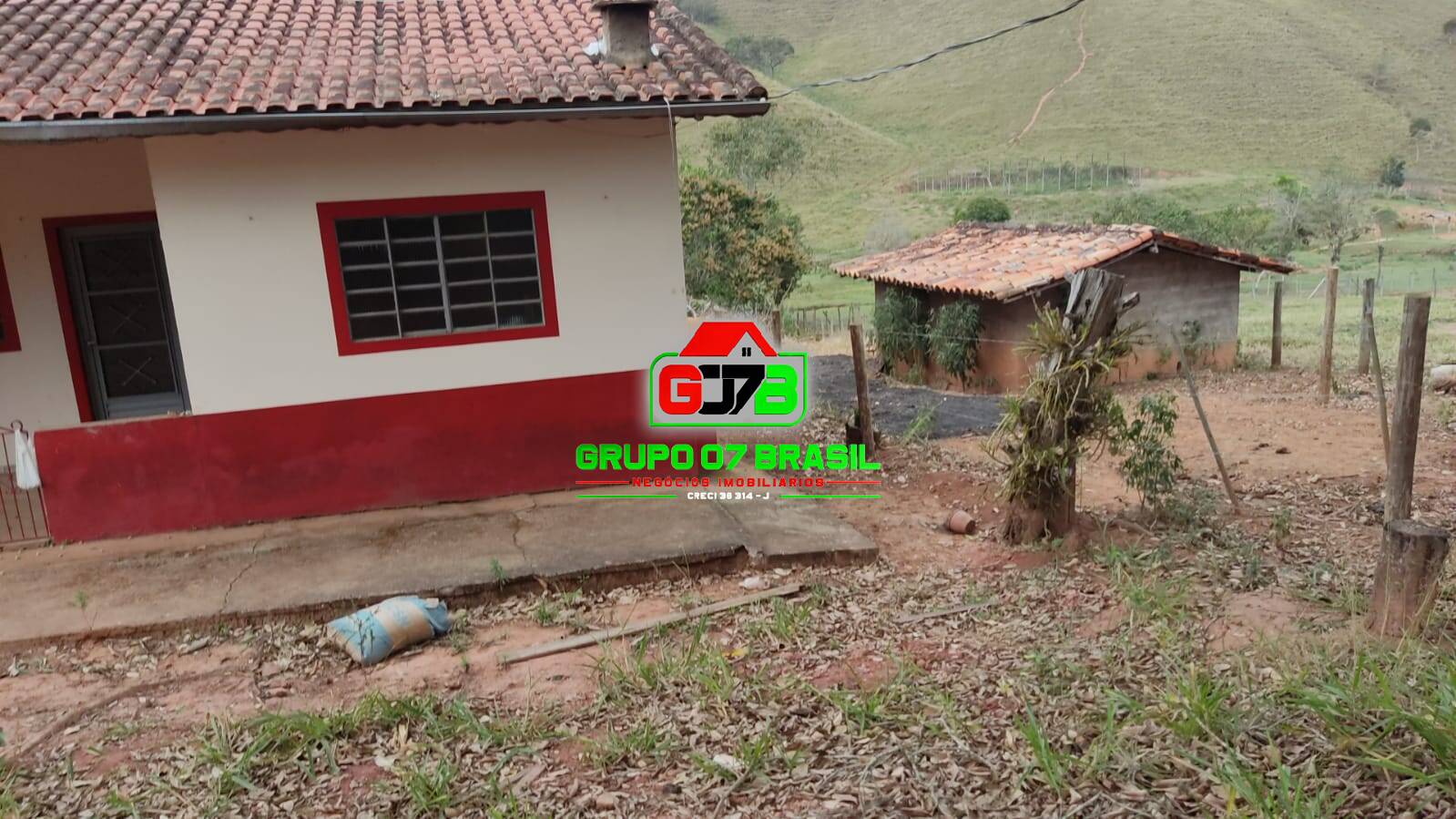 Fazenda à venda com 4 quartos, 2000m² - Foto 2