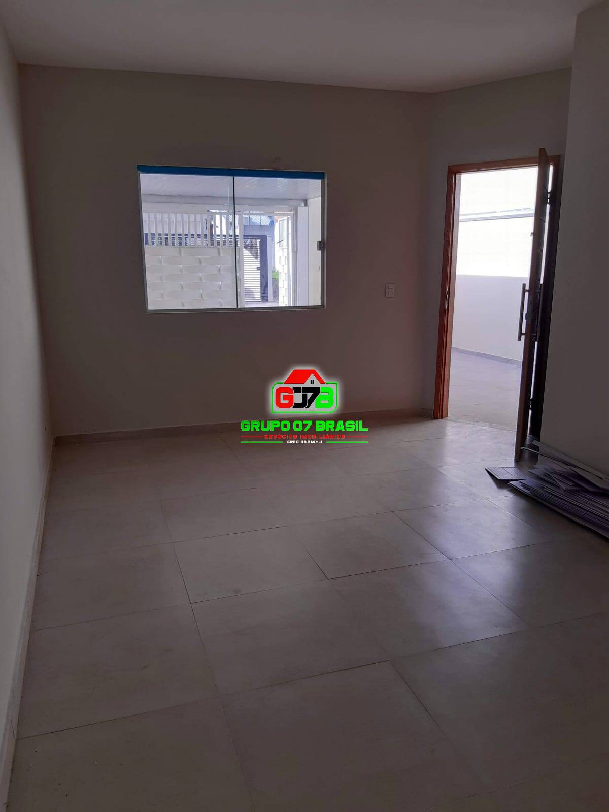 Casa à venda com 3 quartos, 103m² - Foto 2