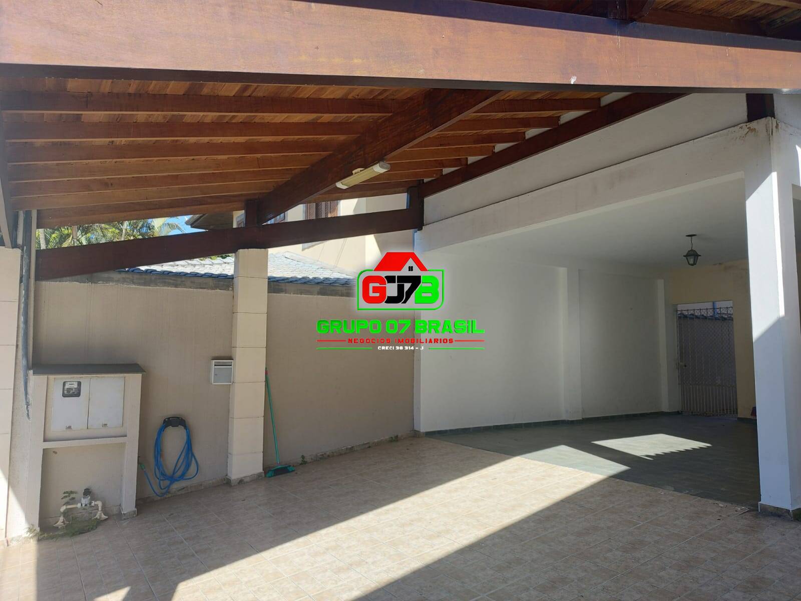 Casa à venda com 4 quartos, 250m² - Foto 6