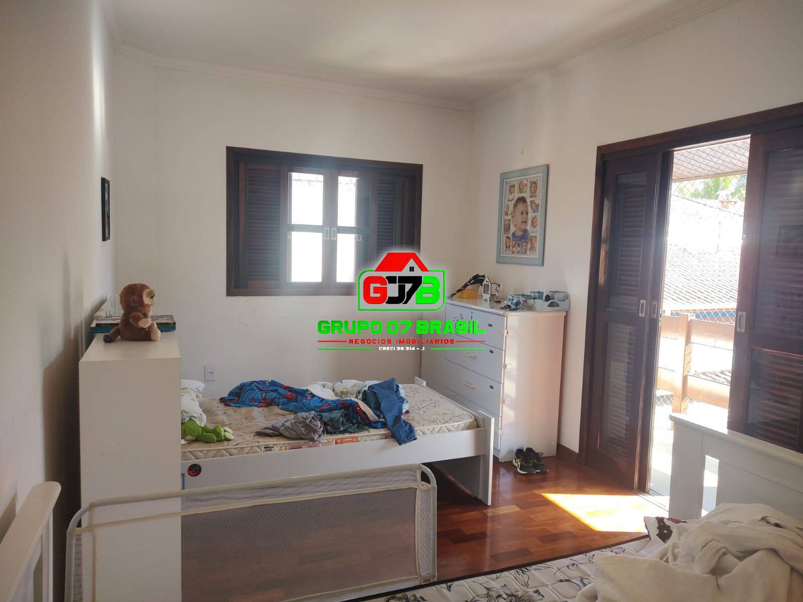 Casa à venda com 4 quartos, 250m² - Foto 16