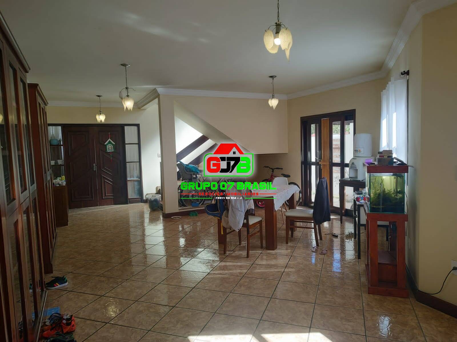 Casa à venda com 4 quartos, 250m² - Foto 23