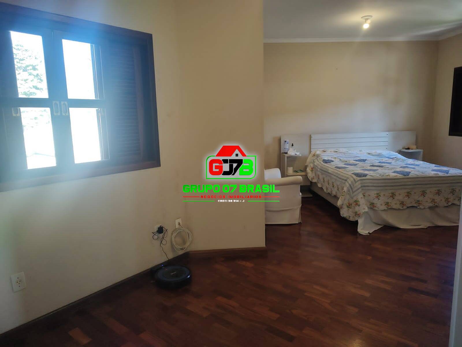 Casa à venda com 4 quartos, 250m² - Foto 28