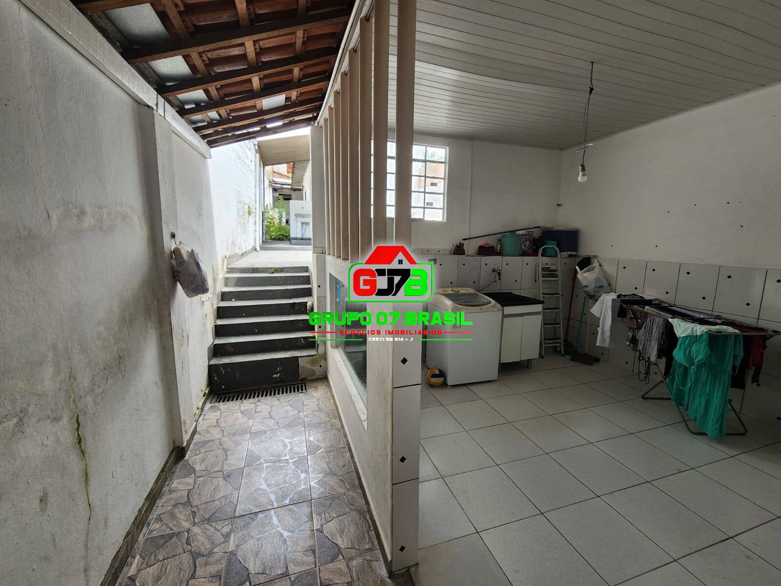 Casa à venda com 2 quartos, 250m² - Foto 17