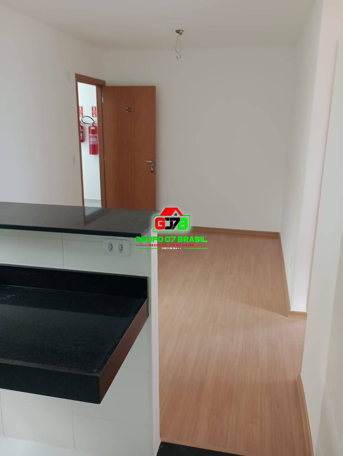 Apartamento à venda com 2 quartos, 40m² - Foto 7