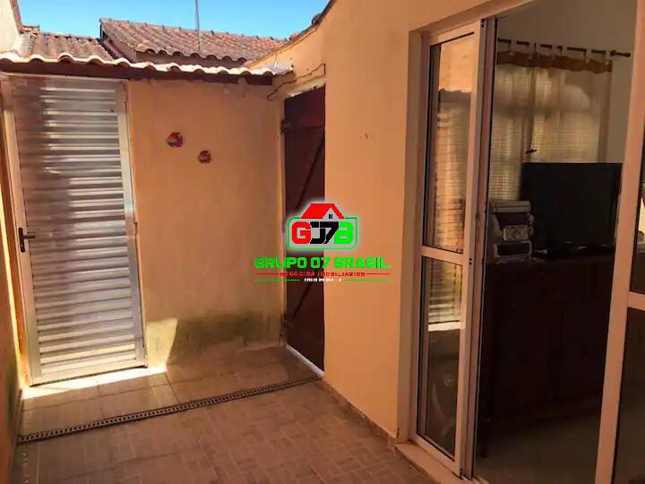 Casa de Condomínio à venda com 2 quartos, 150m² - Foto 8