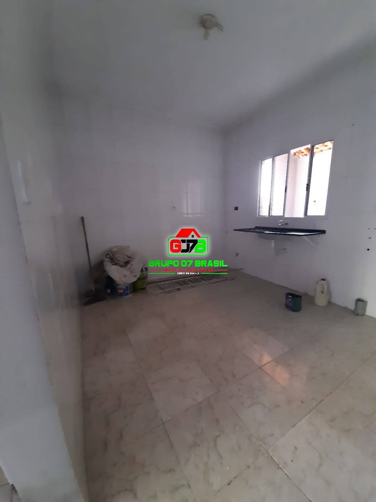 Sobrado à venda com 2 quartos, 120m² - Foto 4