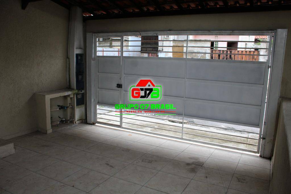 Casa à venda com 2 quartos, 125m² - Foto 11