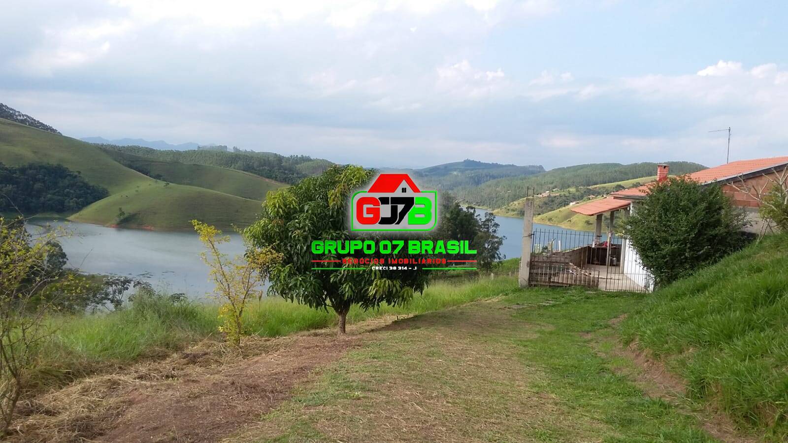 Fazenda à venda com 2 quartos, 12000m² - Foto 22