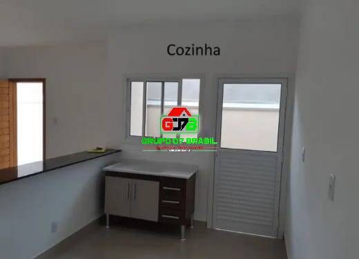 Casa à venda com 2 quartos, 175m² - Foto 4