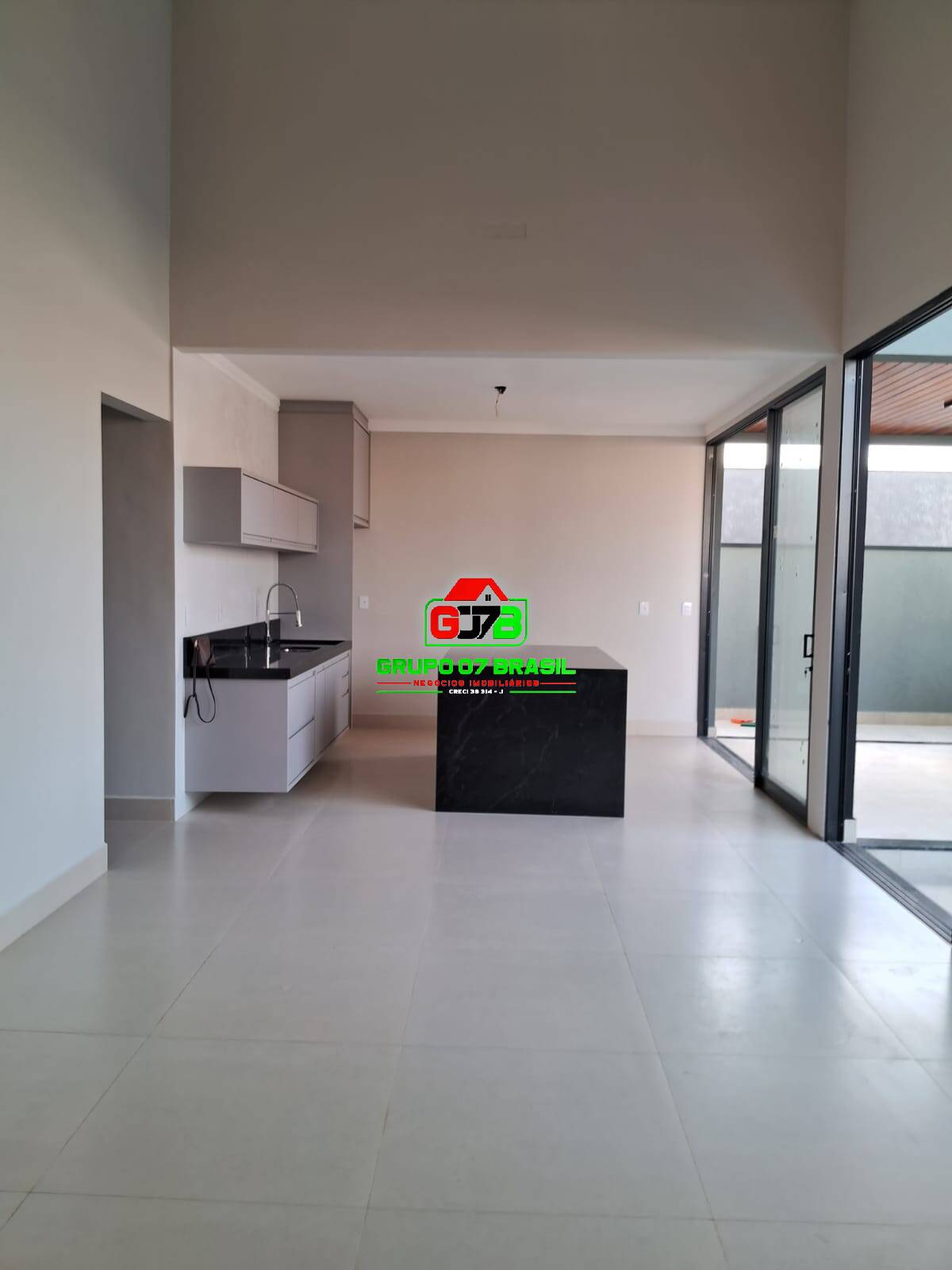 Casa à venda com 3 quartos, 326m² - Foto 29