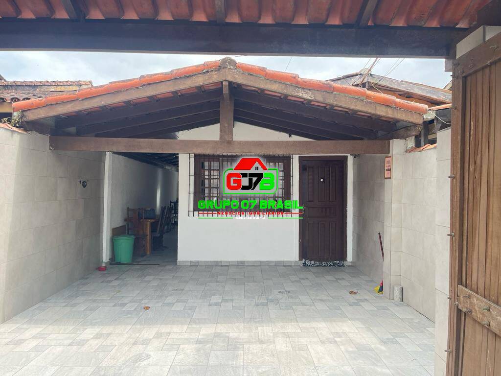 Casa à venda com 2 quartos, 95m² - Foto 1