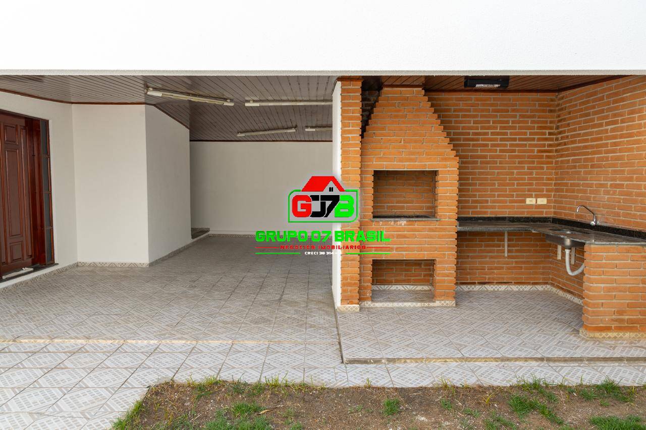 Casa à venda com 4 quartos, 300m² - Foto 31