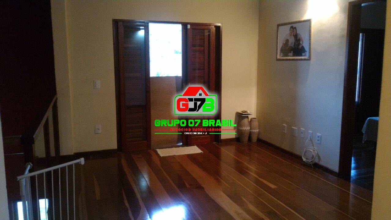 Casa à venda com 5 quartos, 1400m² - Foto 15