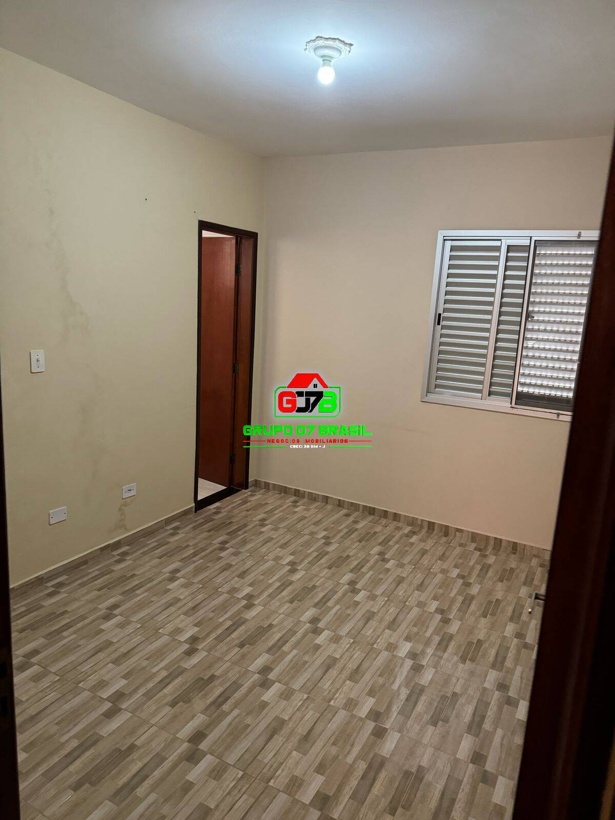 Apartamento à venda com 3 quartos, 80m² - Foto 3