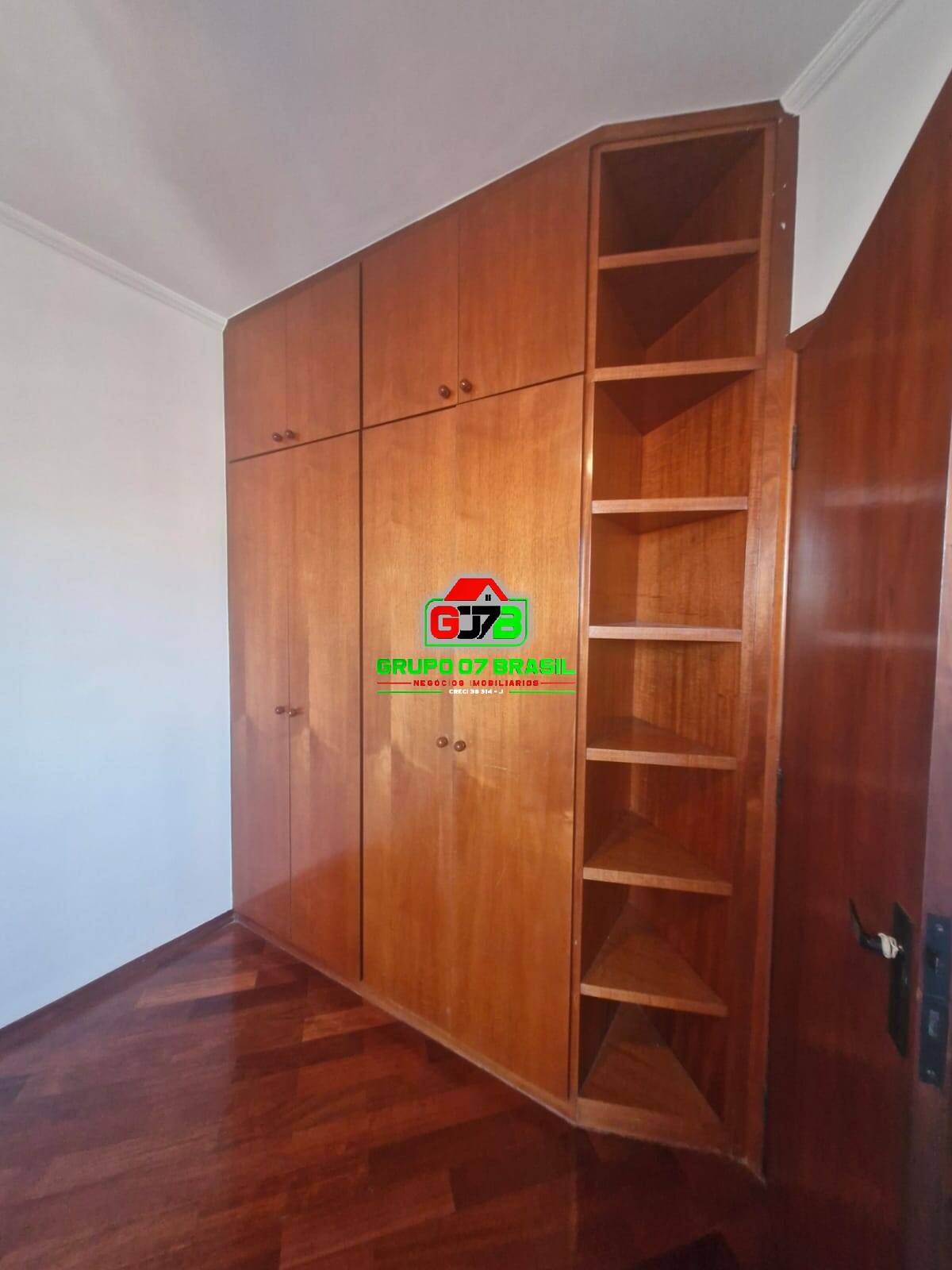 Apartamento à venda com 3 quartos, 81m² - Foto 5