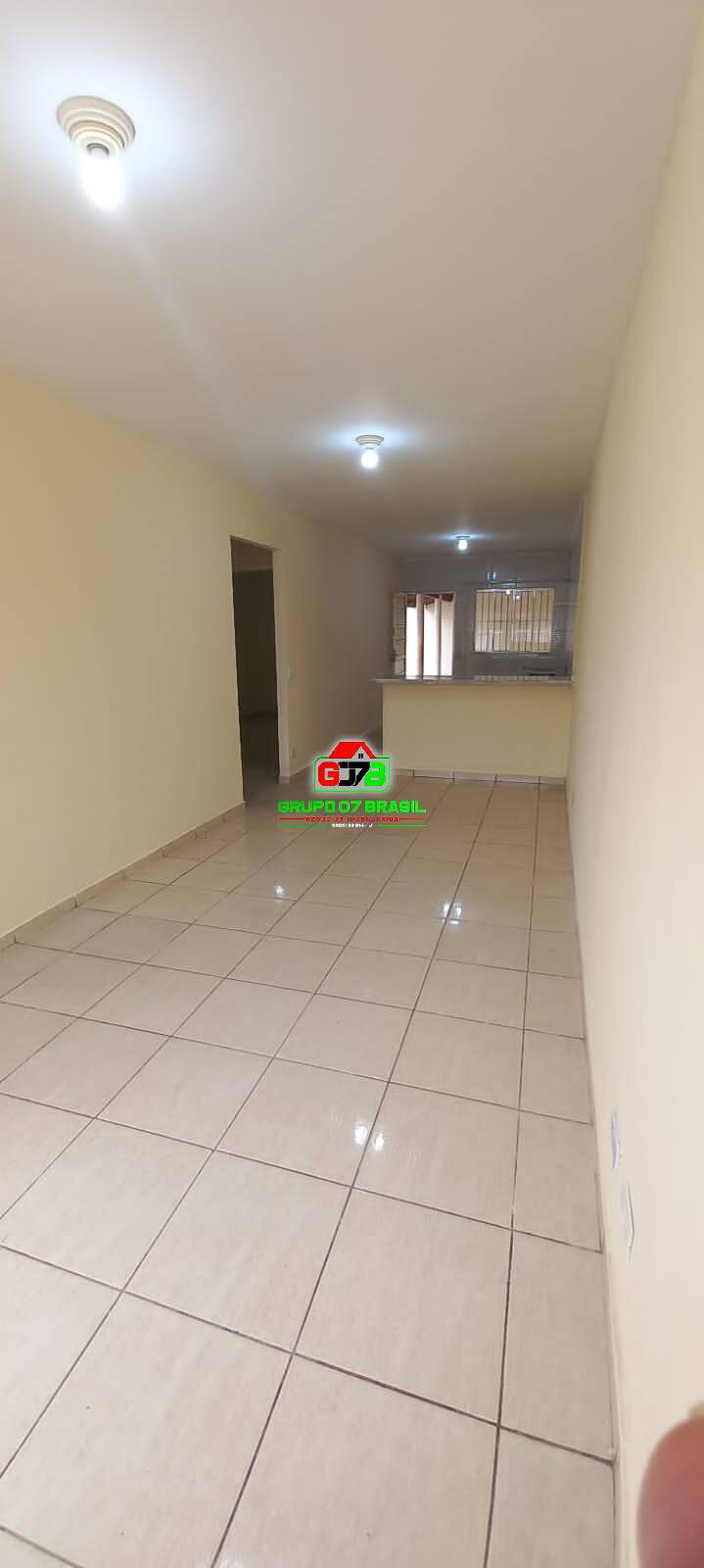 Casa à venda com 2 quartos, 60m² - Foto 6