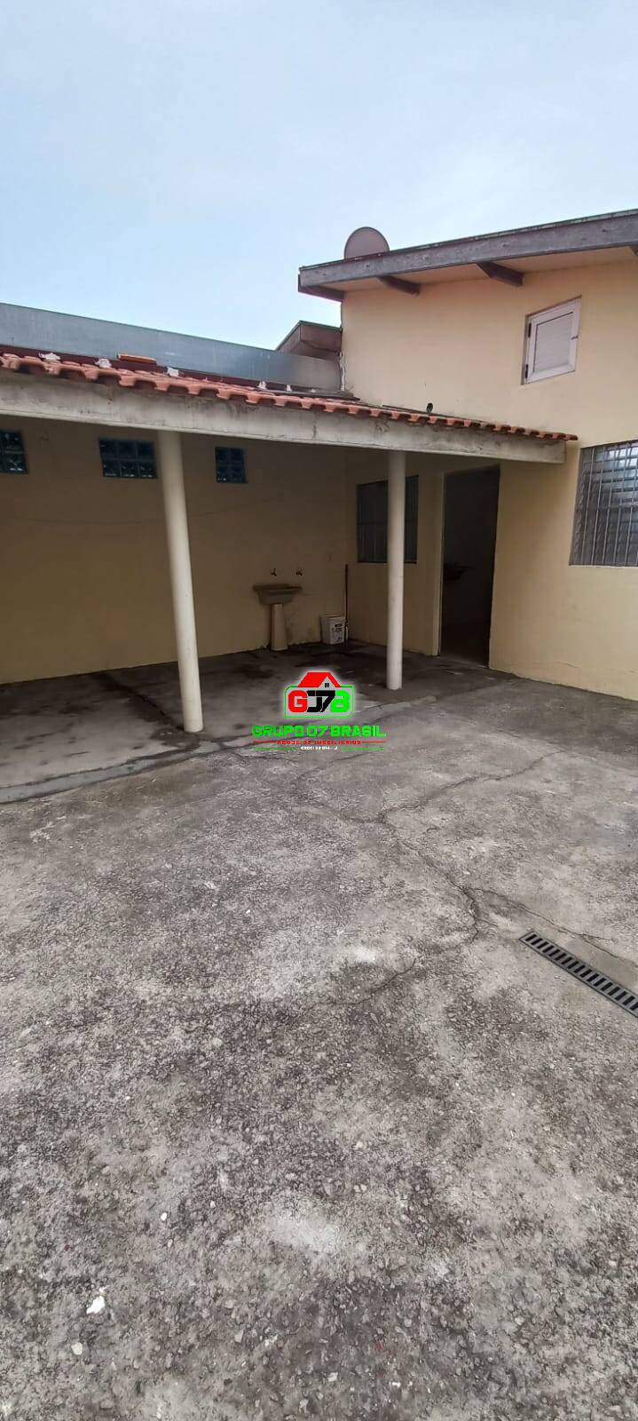 Casa à venda com 2 quartos, 60m² - Foto 9