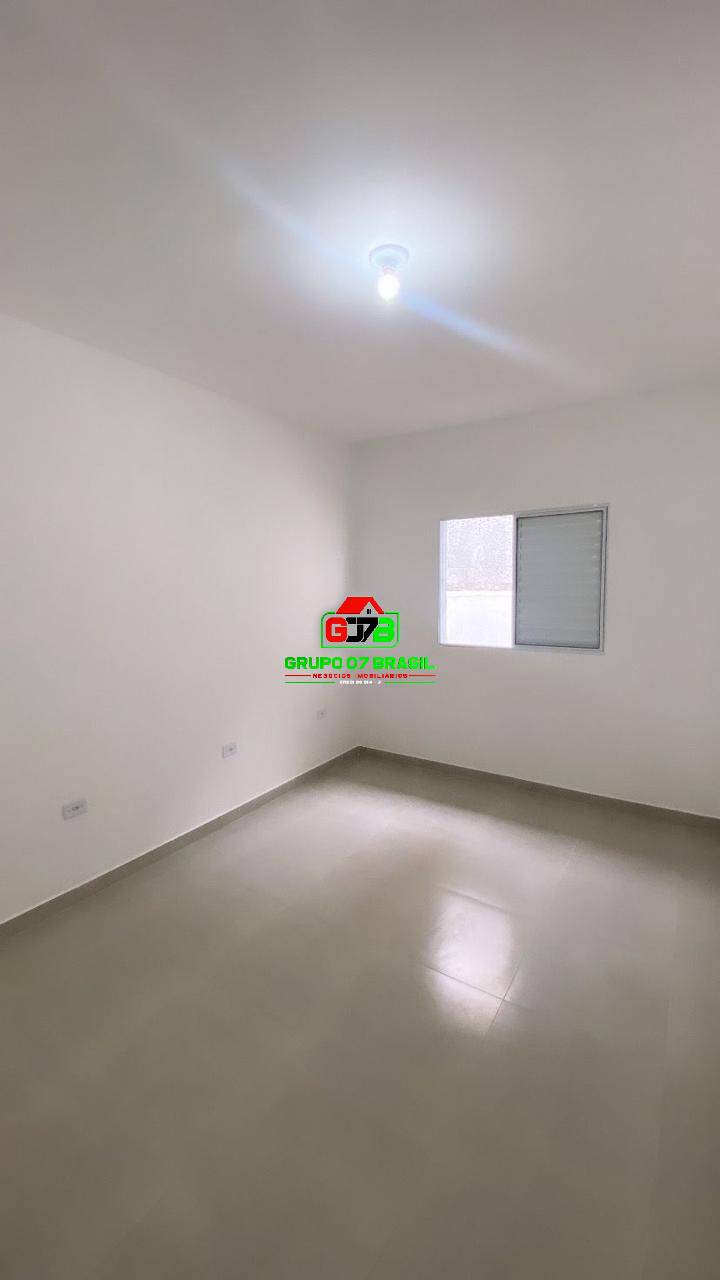 Casa à venda com 3 quartos, 120m² - Foto 14