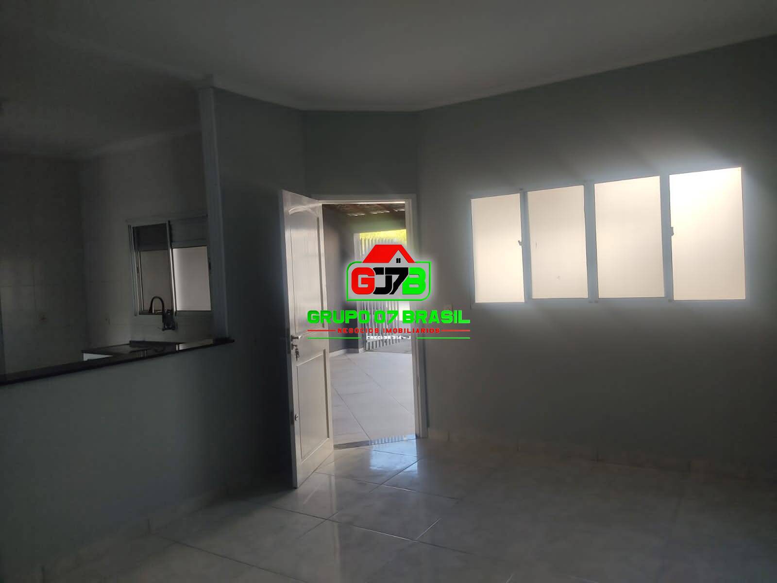 Casa à venda com 3 quartos, 90m² - Foto 13