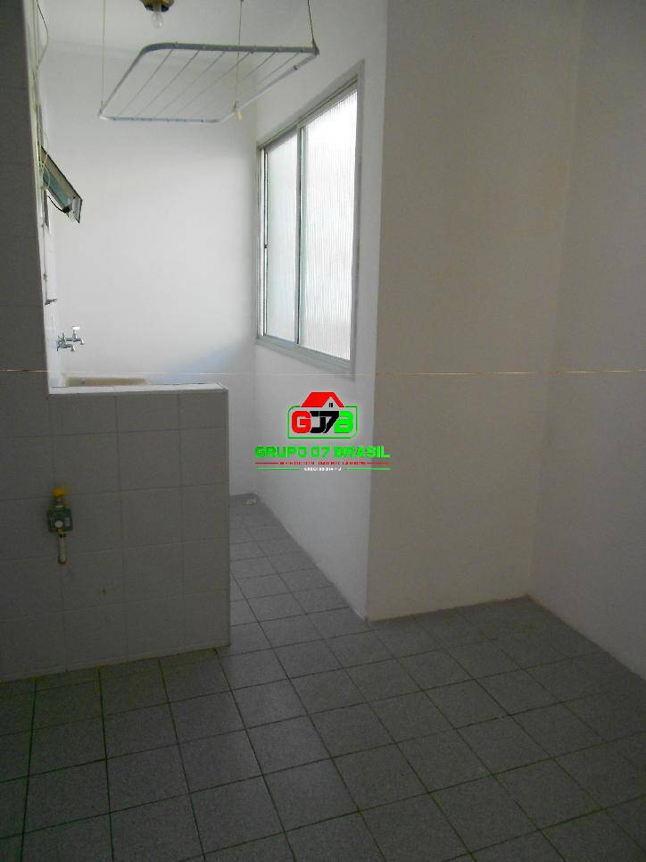 Apartamento à venda com 2 quartos, 50m² - Foto 4