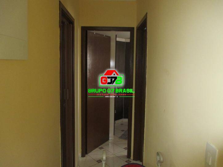 Apartamento à venda com 2 quartos, 47m² - Foto 11