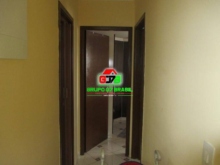 Apartamento à venda com 2 quartos, 47m² - Foto 12