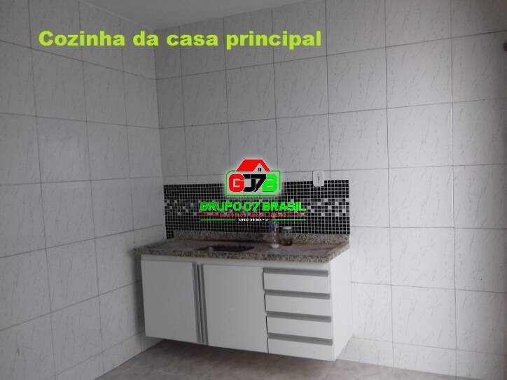 Casa à venda com 3 quartos, 250m² - Foto 7