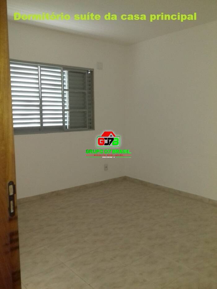 Casa à venda com 3 quartos, 250m² - Foto 12